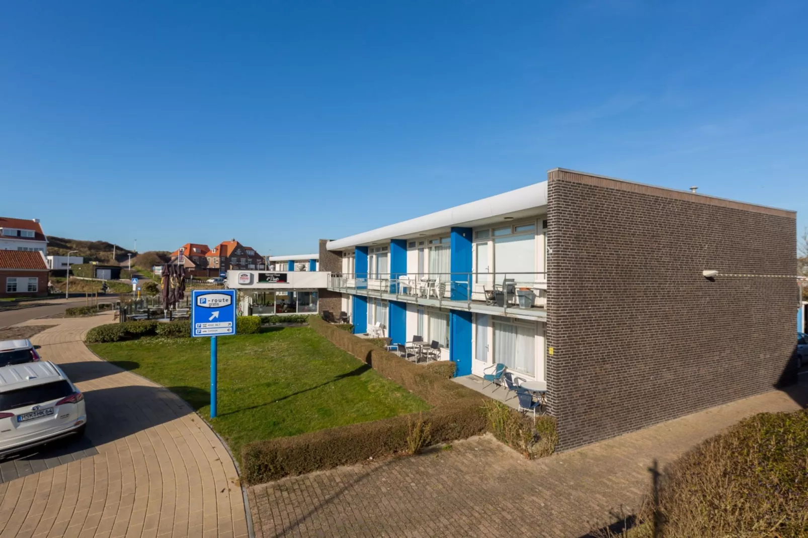 Kurhaus- appartement 5 Zoutelande-Exterior summer
