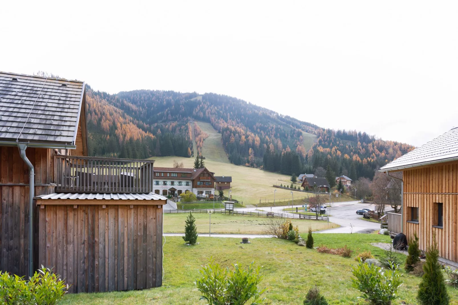 Chalet Sonnenschein-Areas summer 1km