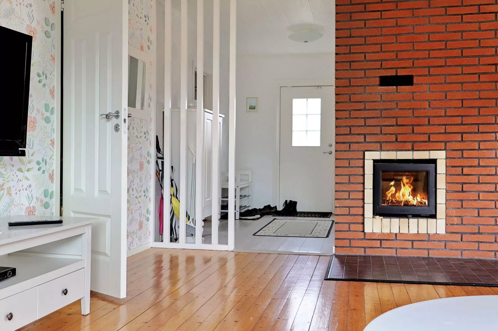 8 person holiday home in TRÄSLÖVSLÄGE