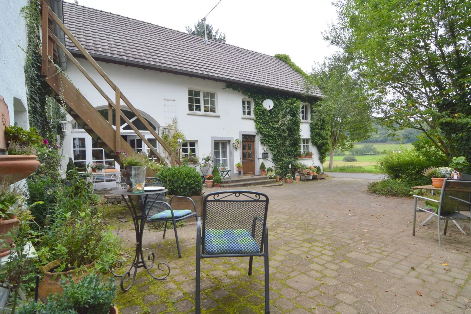 Eifelherz-Exterior summer