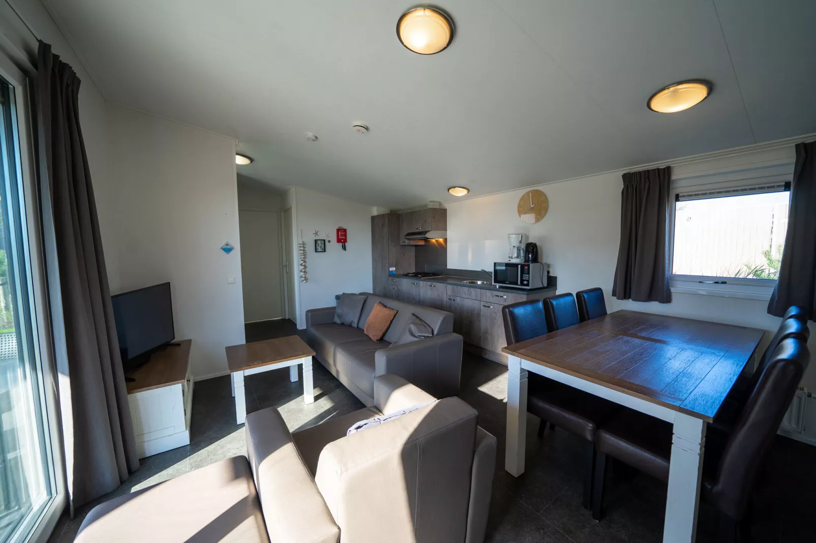 Resort Poort van Zeeland 12-Living room