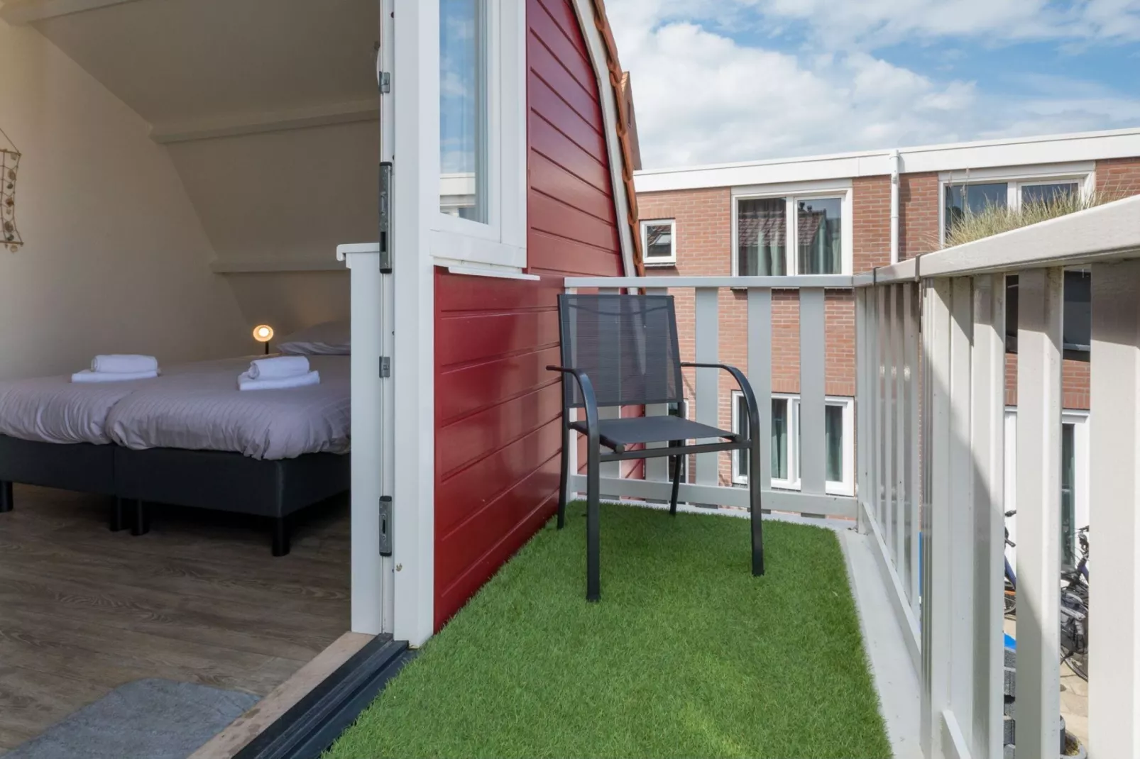 Zuidstraat 103-Terrace balcony
