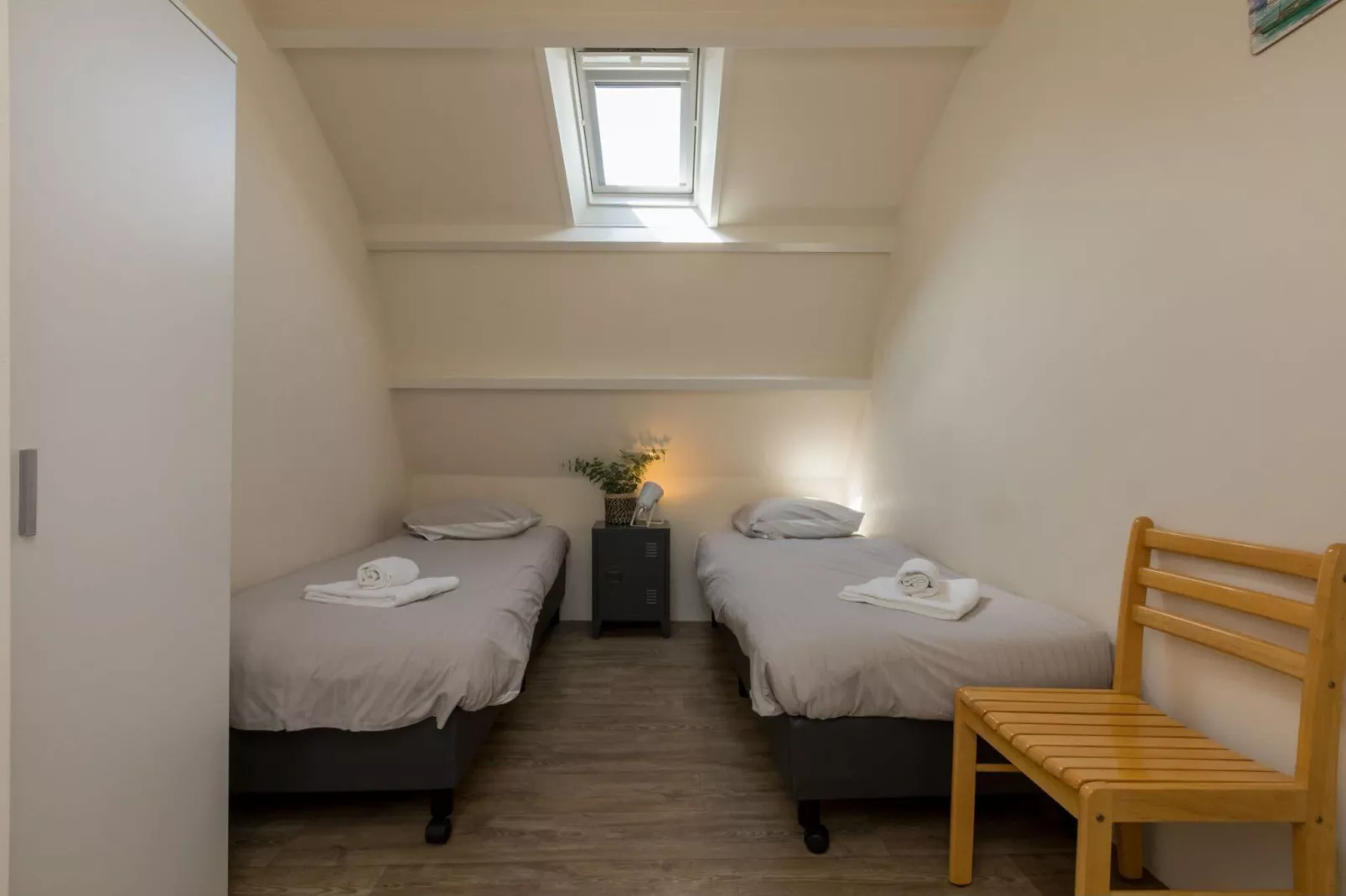 Zuidstraat 103-Bedroom