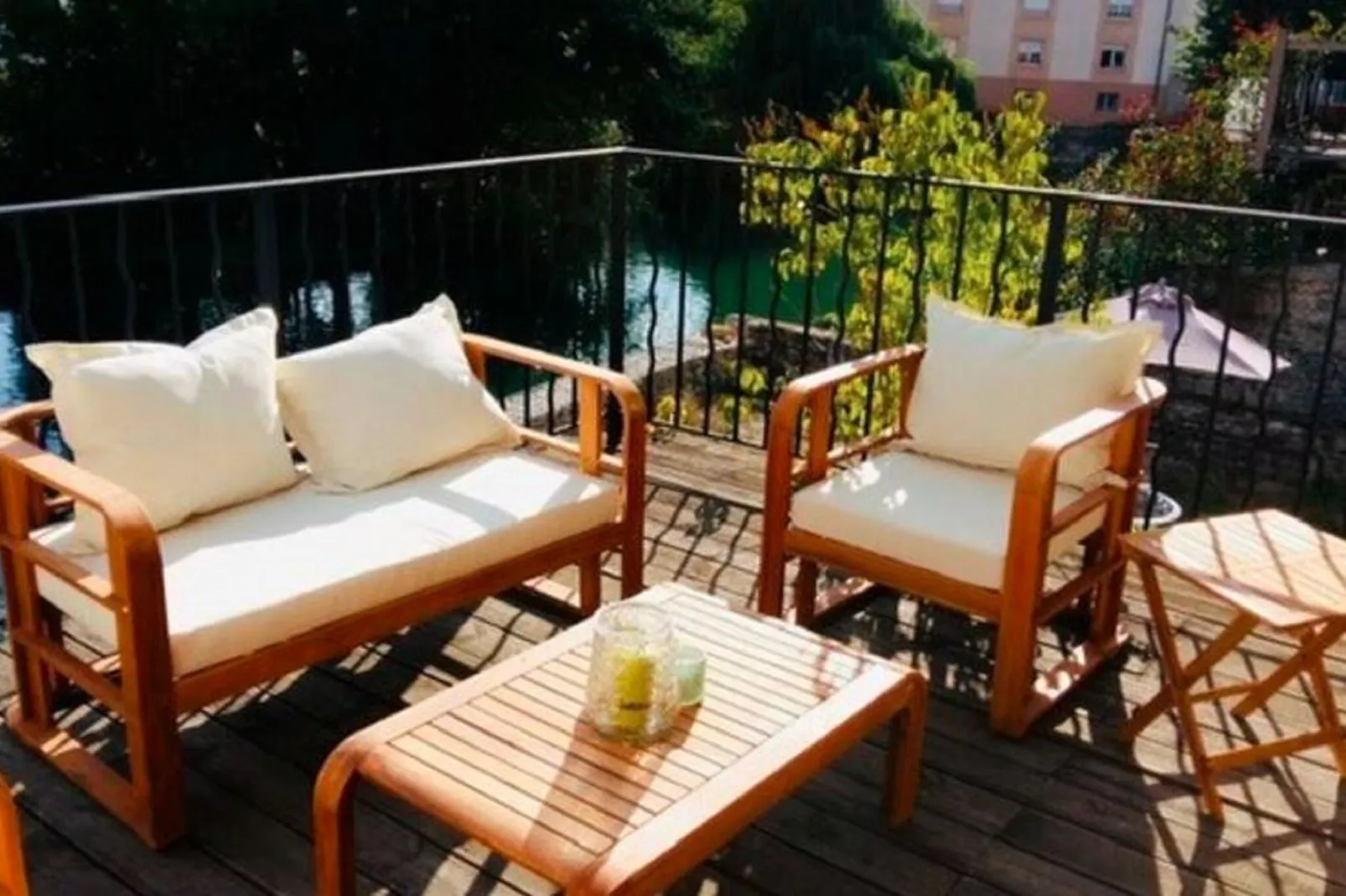 Lovely holiday home near Joset Alain-Terrace balcony