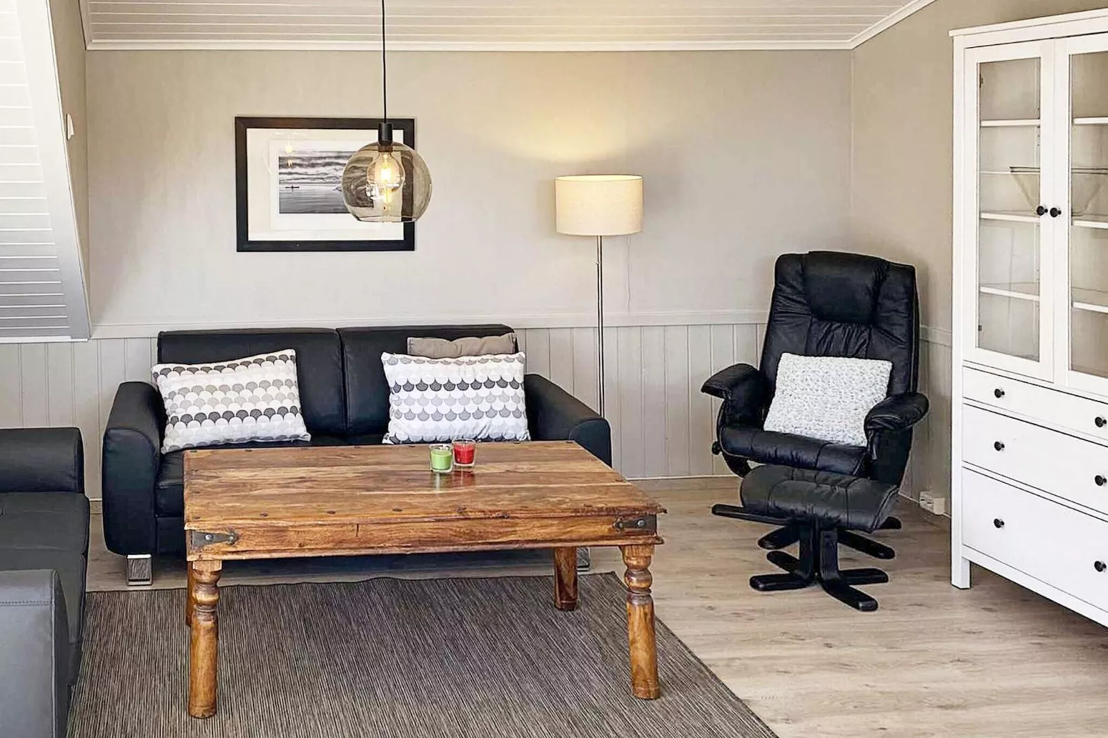 37596 JARLE-Indoor