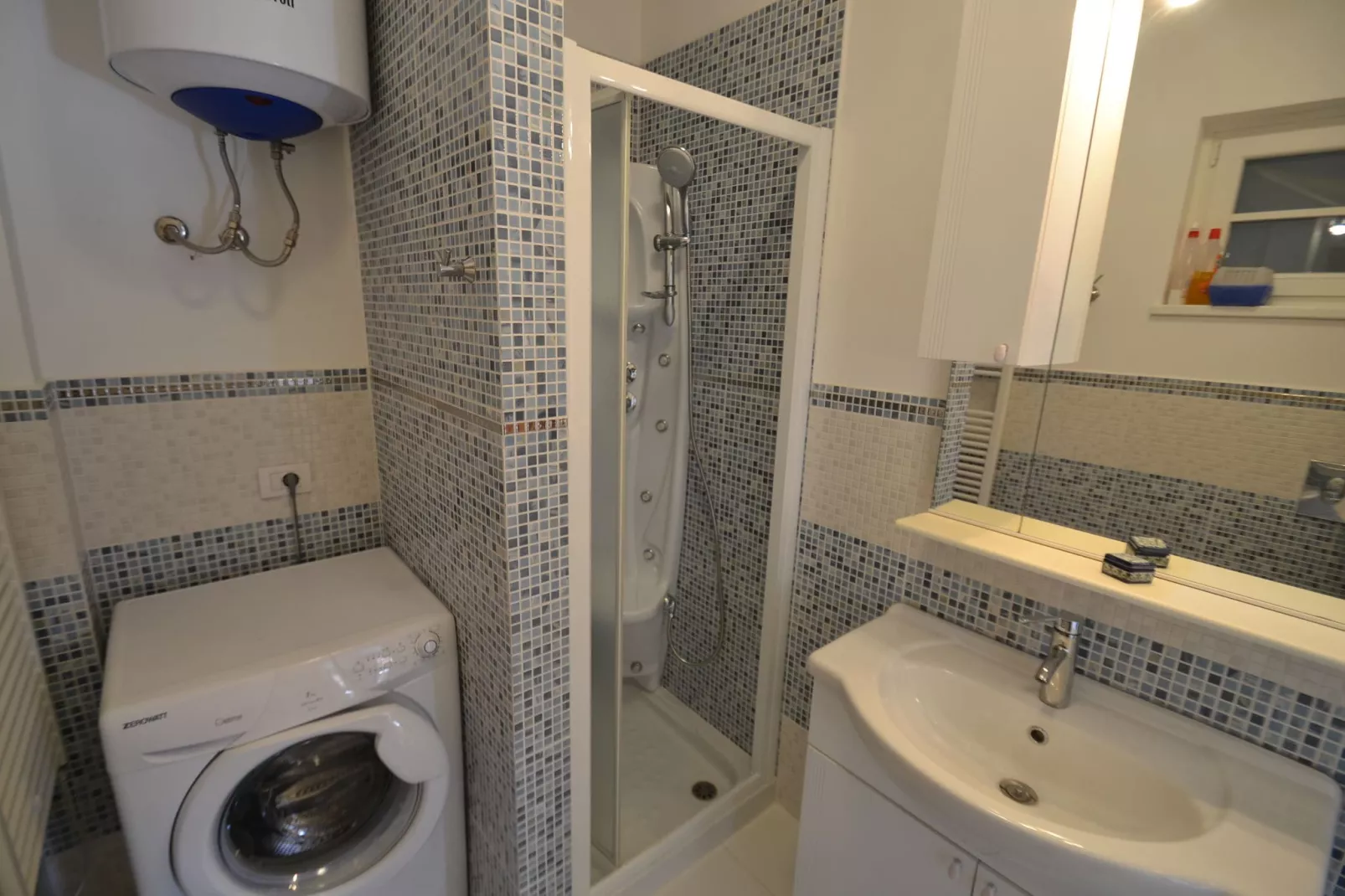 Vista Gentile-Bathroom