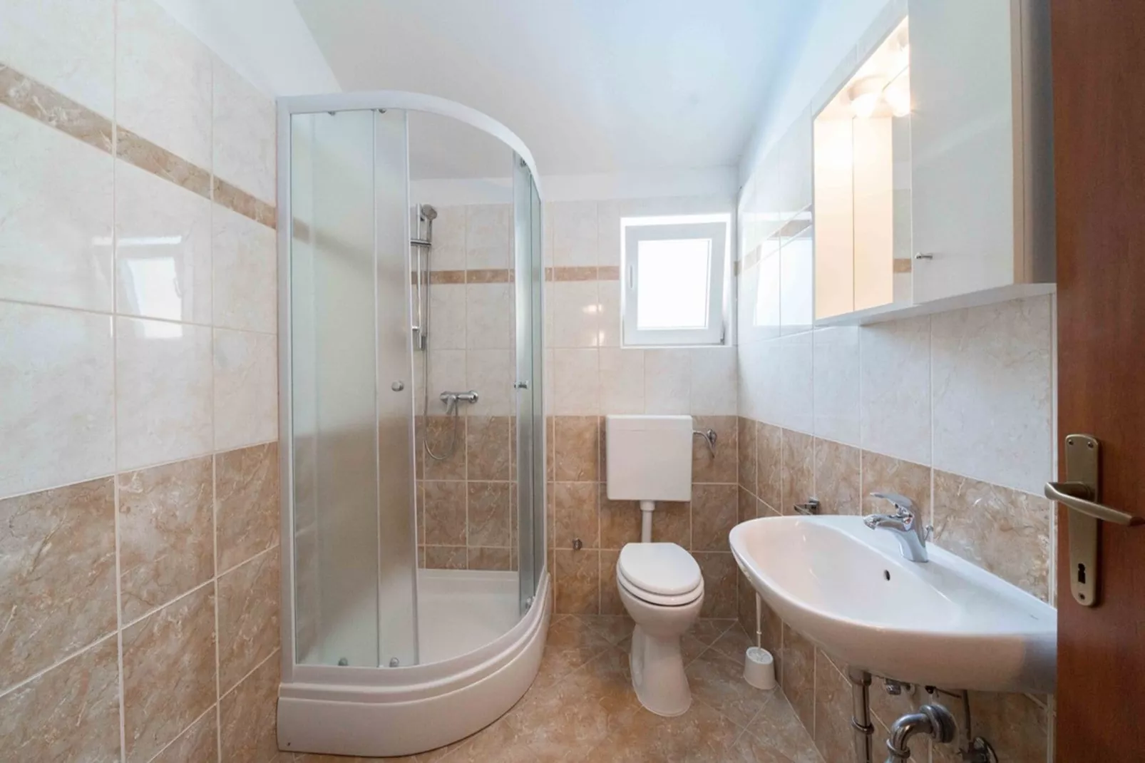 Villa Jasenice-Bathroom