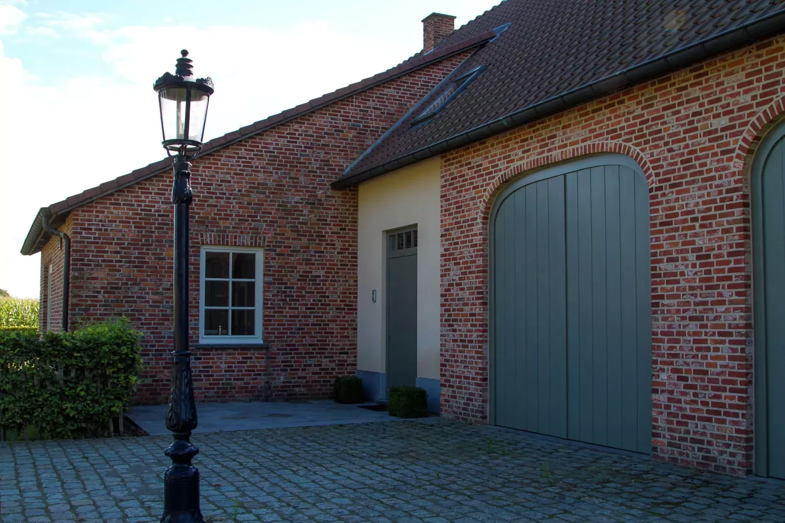 Bovelinde-Exterior summer