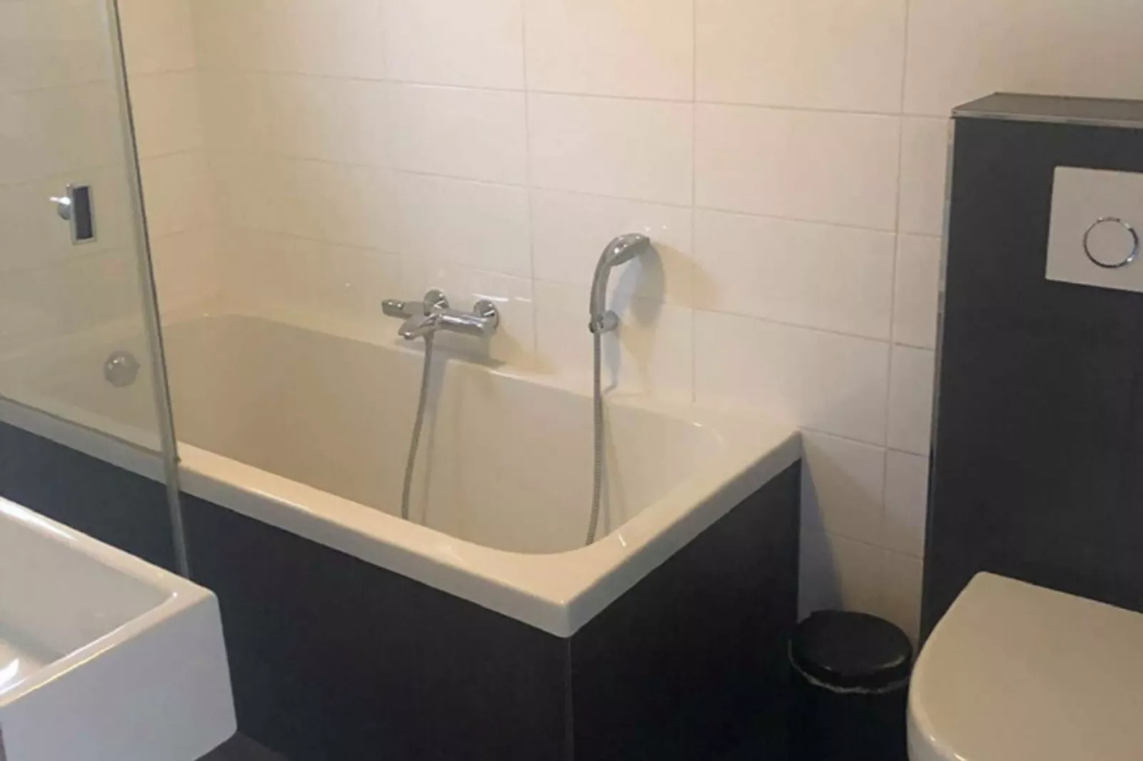 Landgoed Eysinga State 4-Bathroom