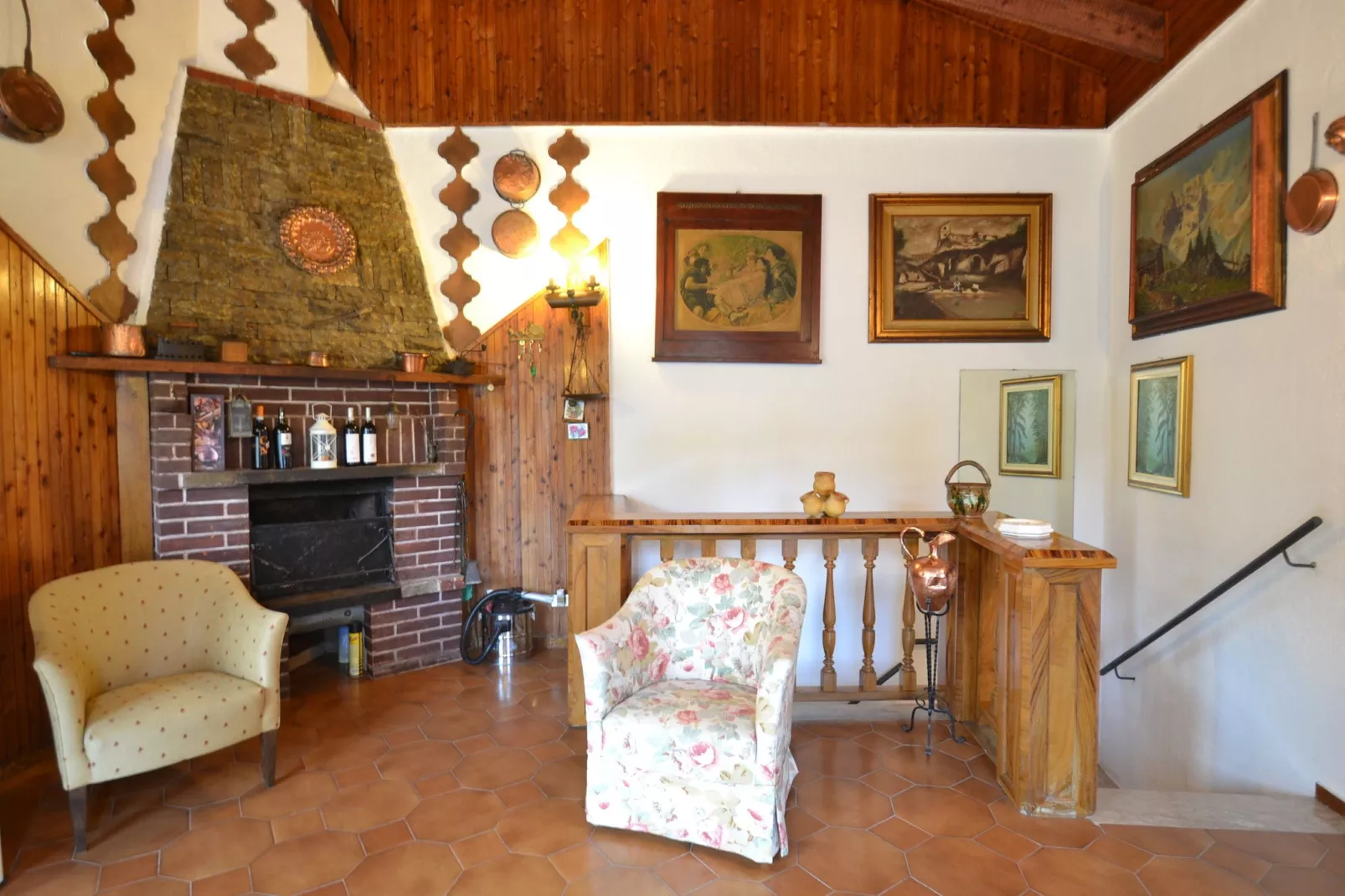 Fiore in testa-Living room