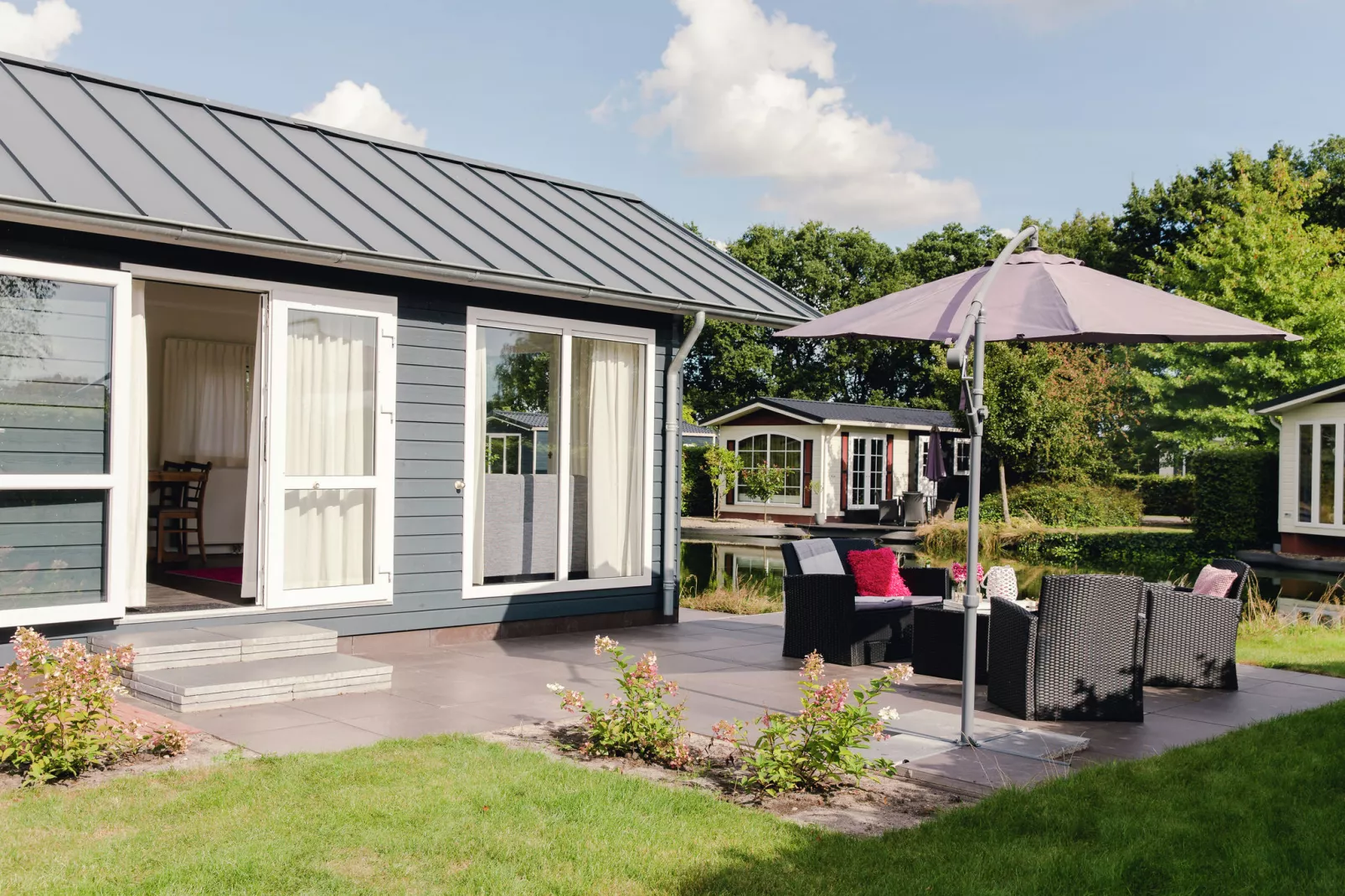 Buitenplaats Holten 1-Gardens summer