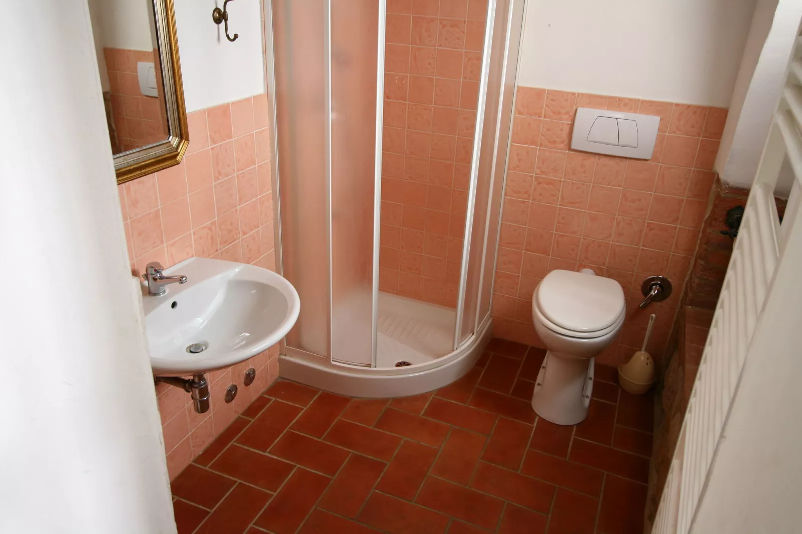 Villa Rapolano-Bathroom