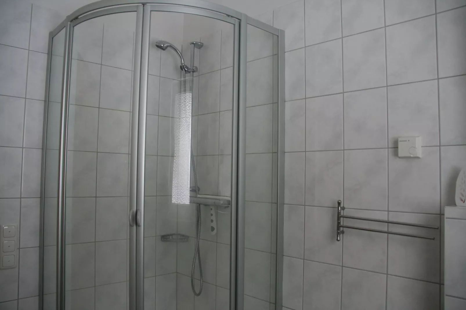 Eifelpark 10-Bathroom