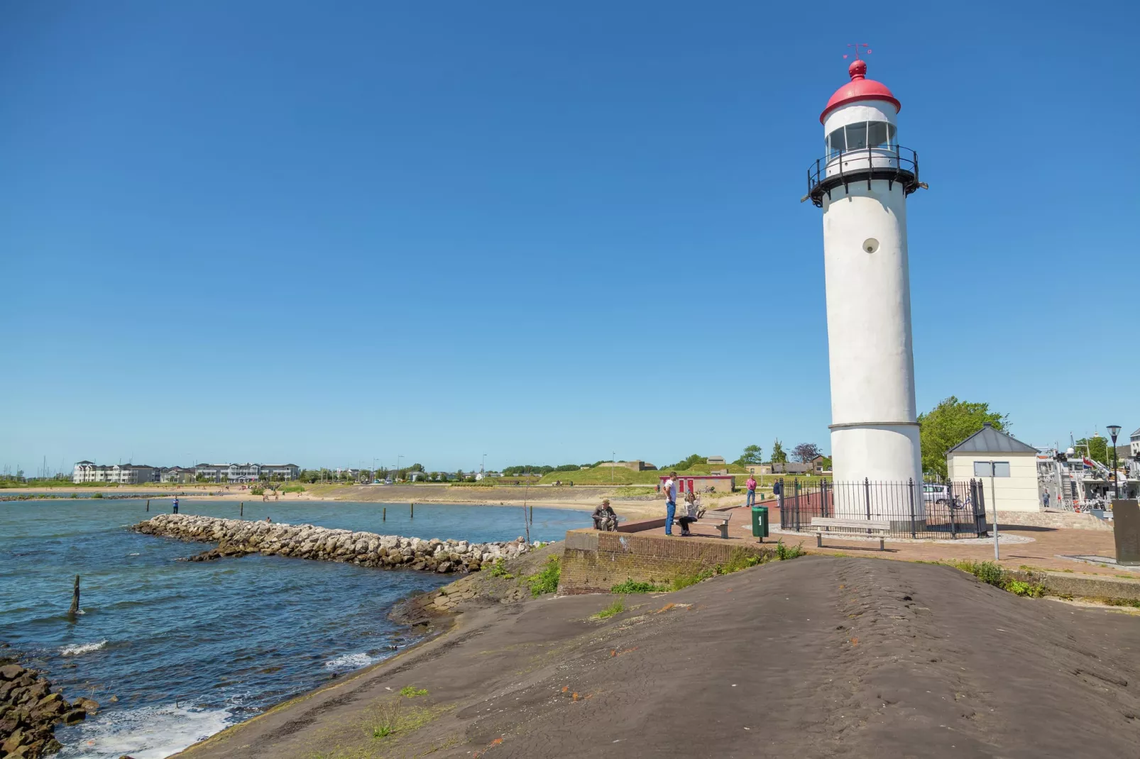 Cape Helius 23-Areas summer 1km