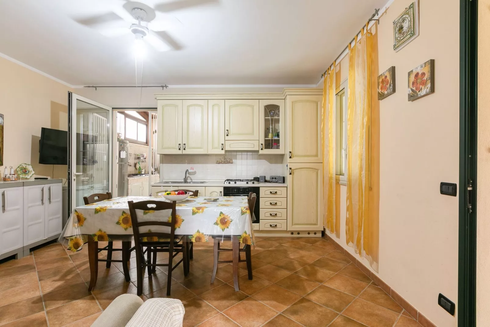 Villa Kiara-Kitchen