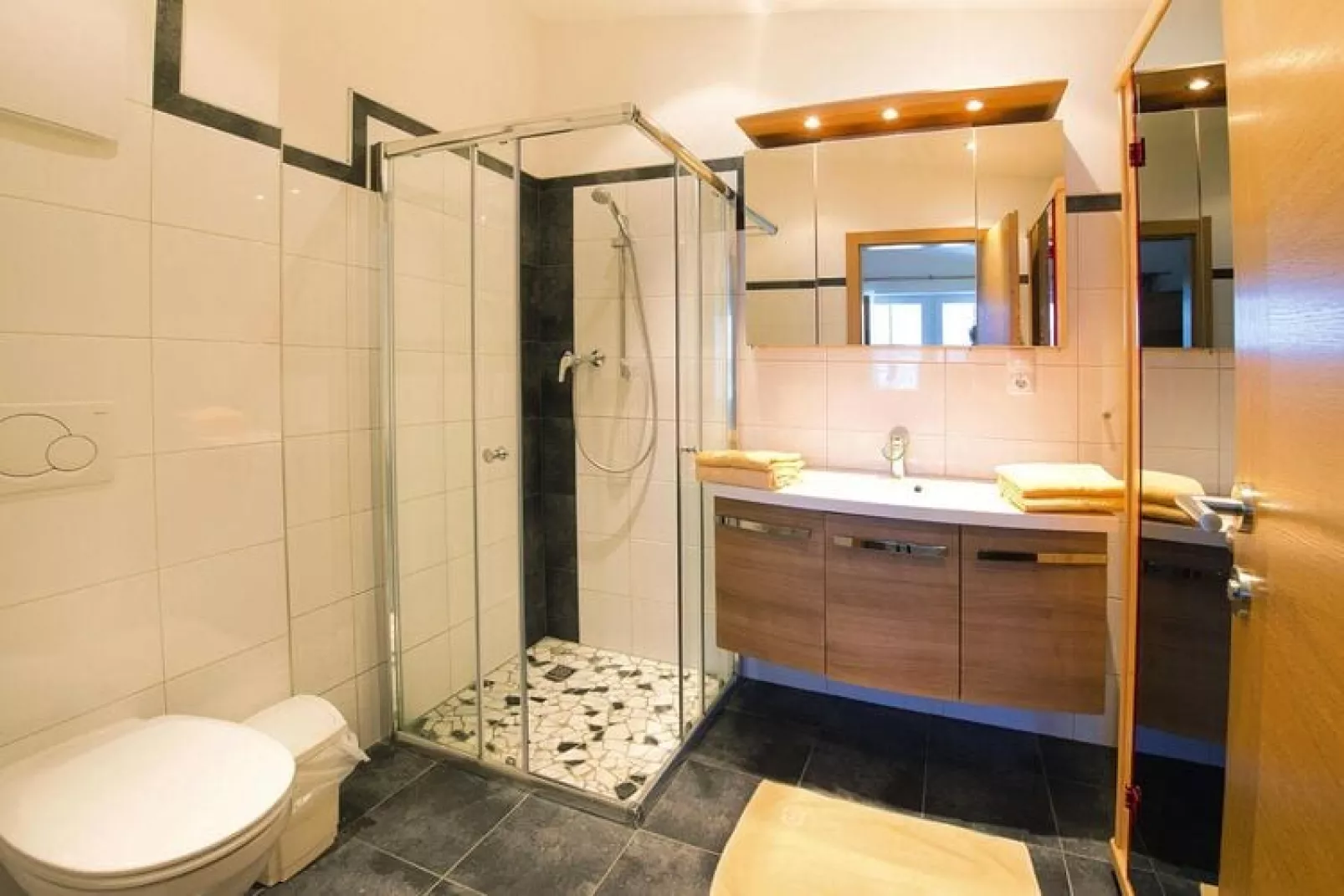 Vicky Apartments-Bathroom