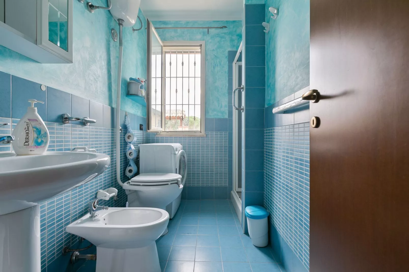 Villa Kiara-Bathroom