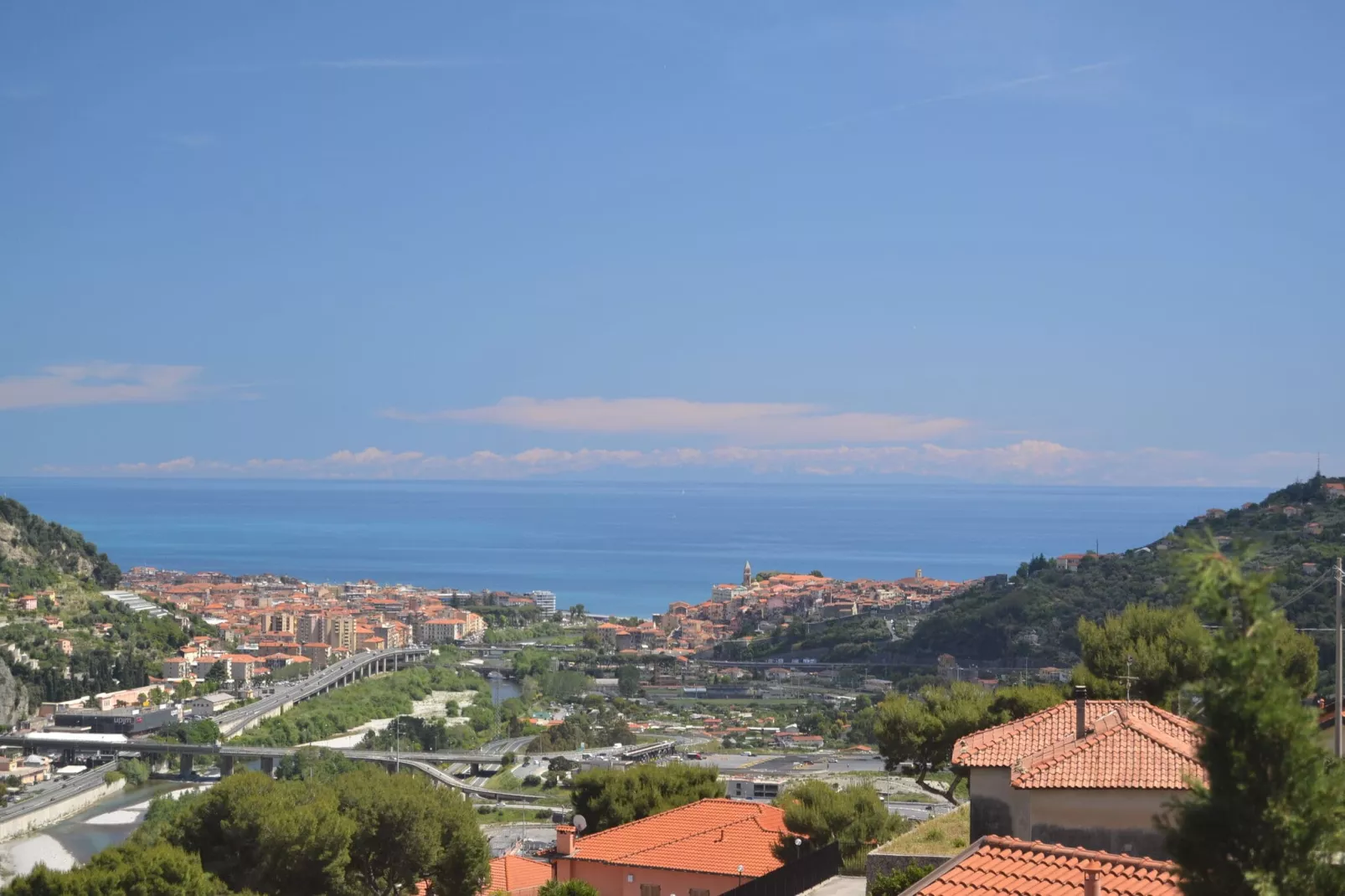 Casa Longo-View summer