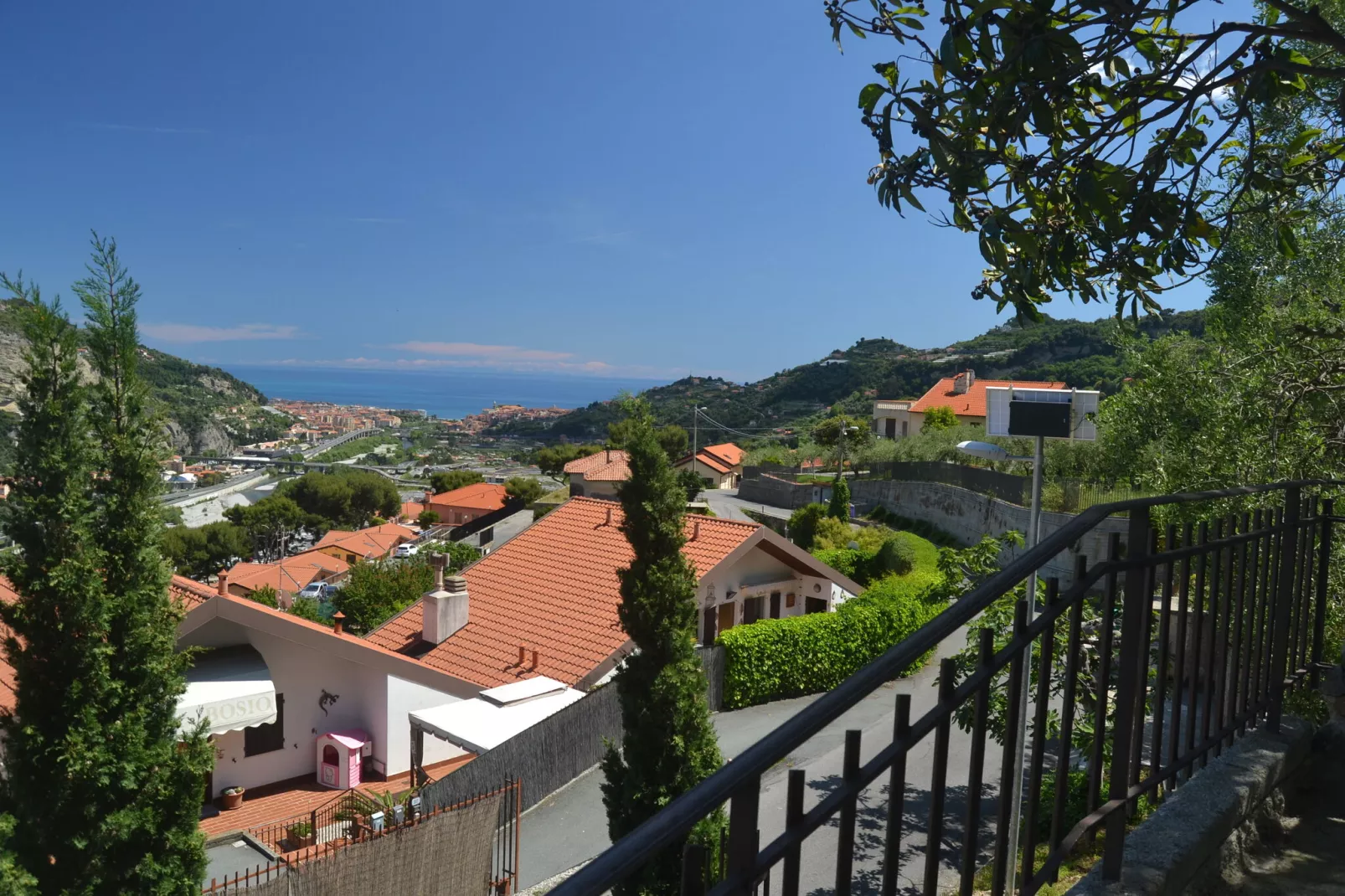 Casa Longo-View summer