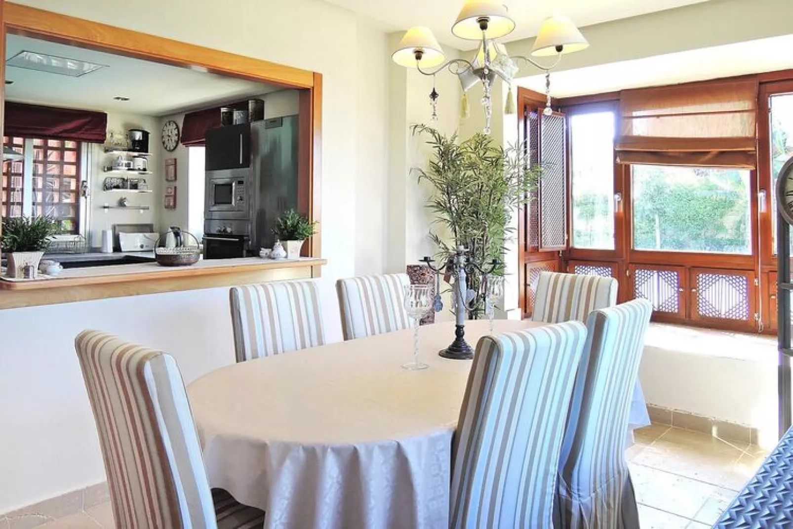 Magna Manilva / max 2 Personen-Living room