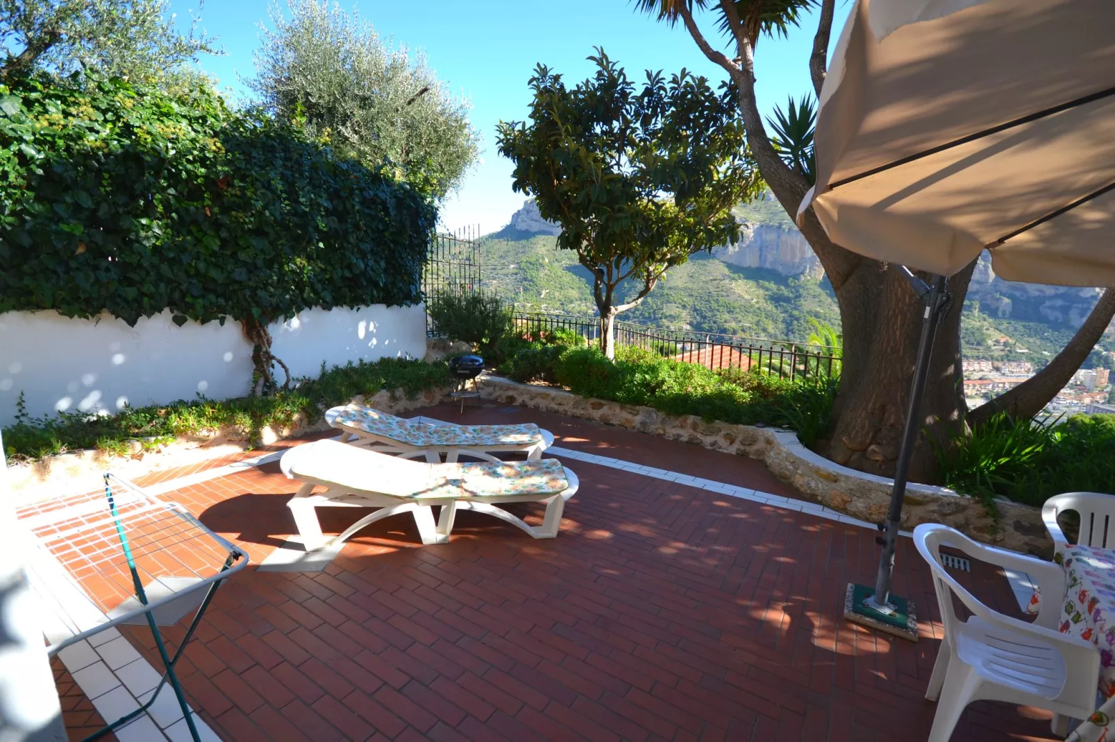 Casa Longo-Facilities