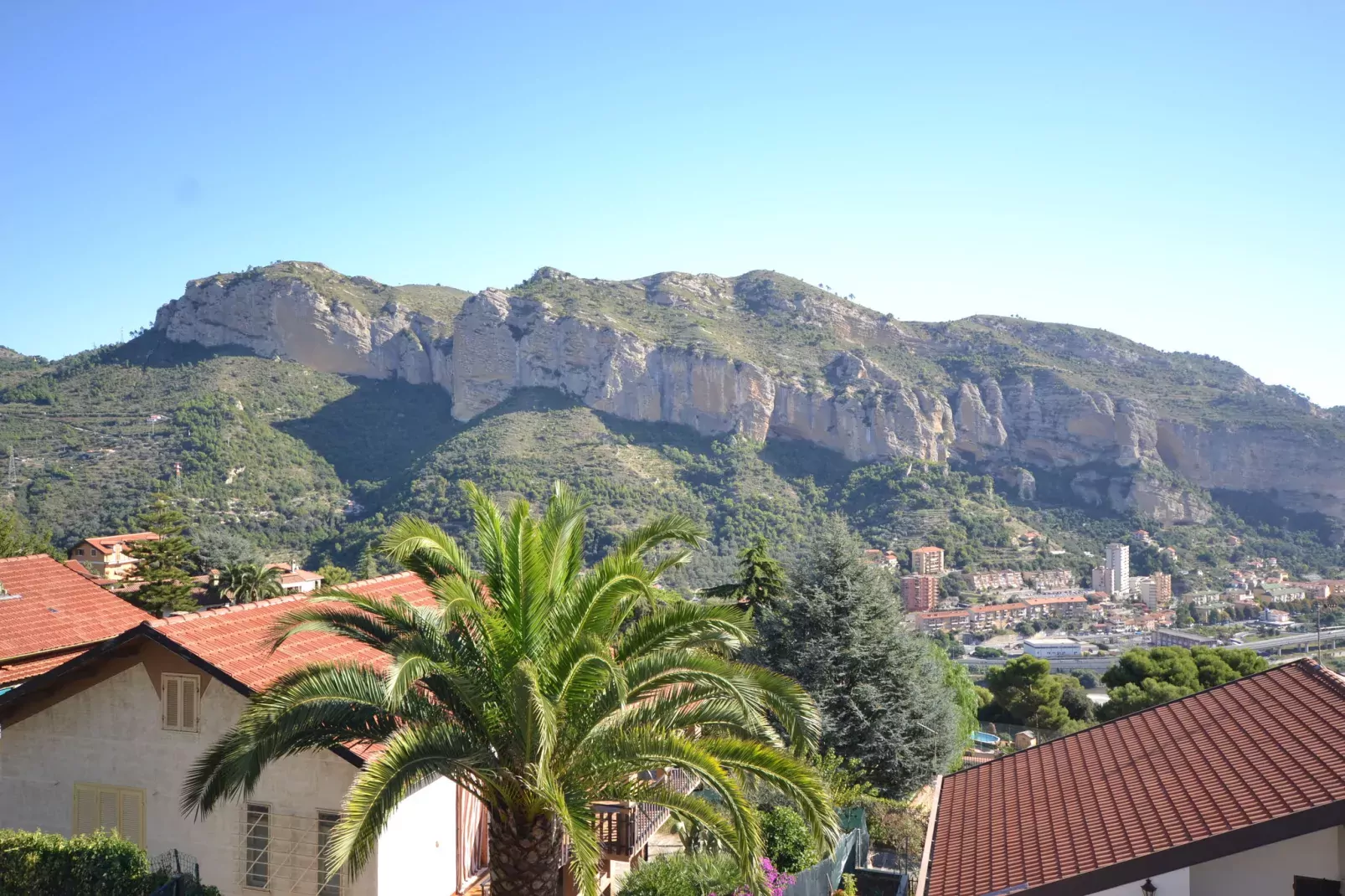 Casa Longo-Areas summer 1km