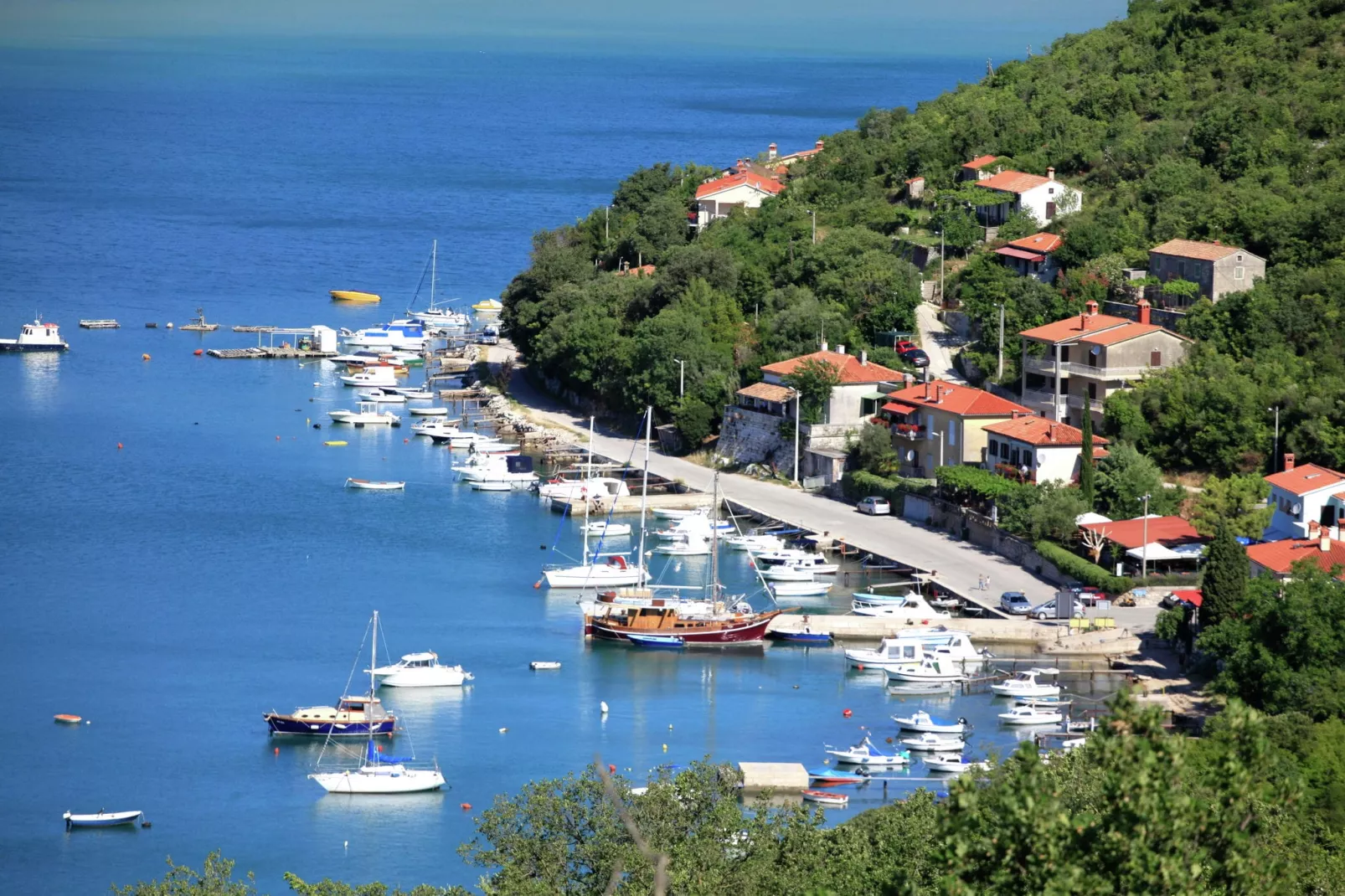 Villa Gelci-Gebiete Sommer 1 km