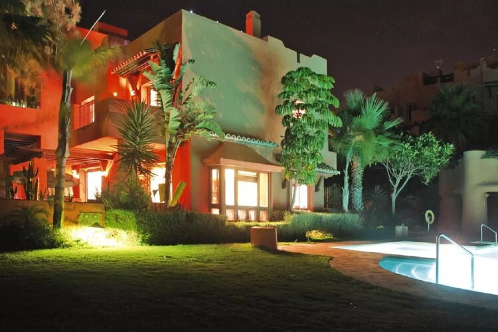 Magna Manilva / max 5 Personen-Exterior summer