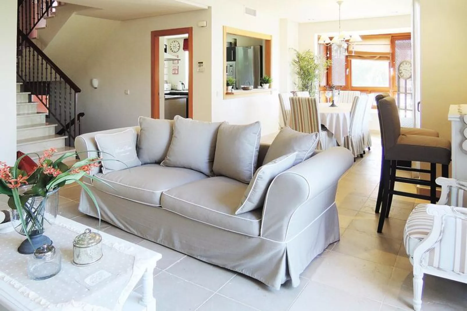 Magna Manilva / max 5 Personen-Living room