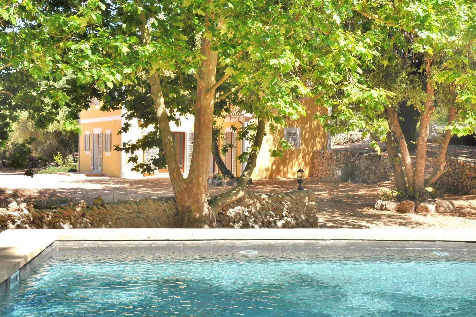 Villa Artá-Außenbereich Sommer