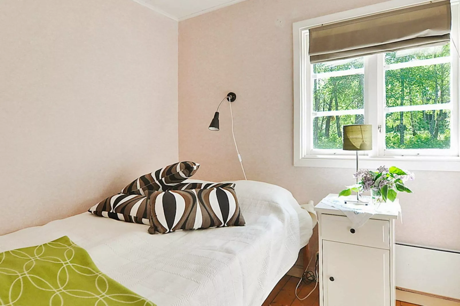 6 person holiday home in Heberg-Indoor
