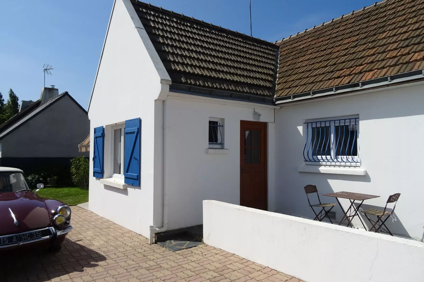 Holiday home Pénestin-Exterior in summer