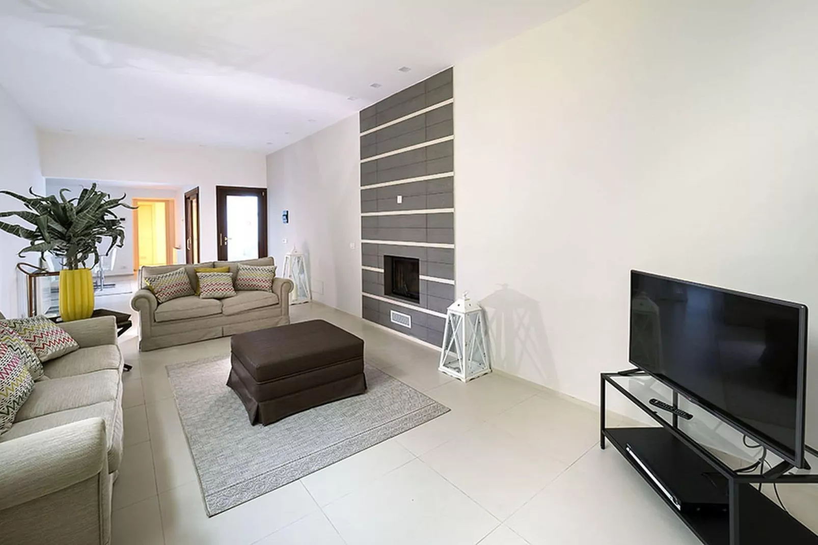 Villa Nettuno-Living room