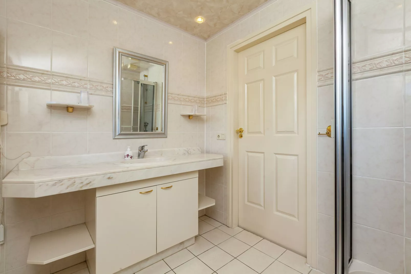 Twee Duinen-Bathroom