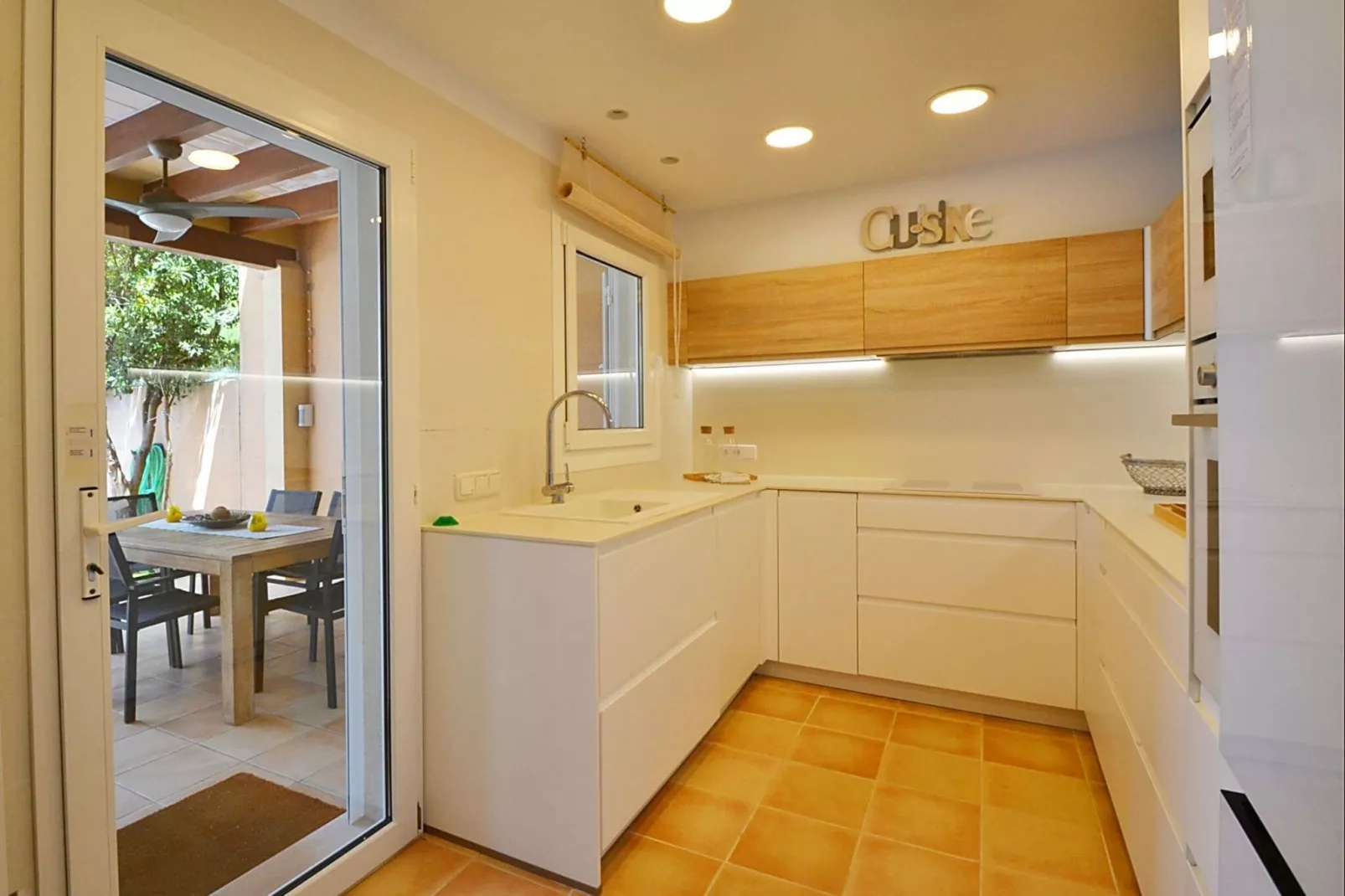 Embat-Kitchen