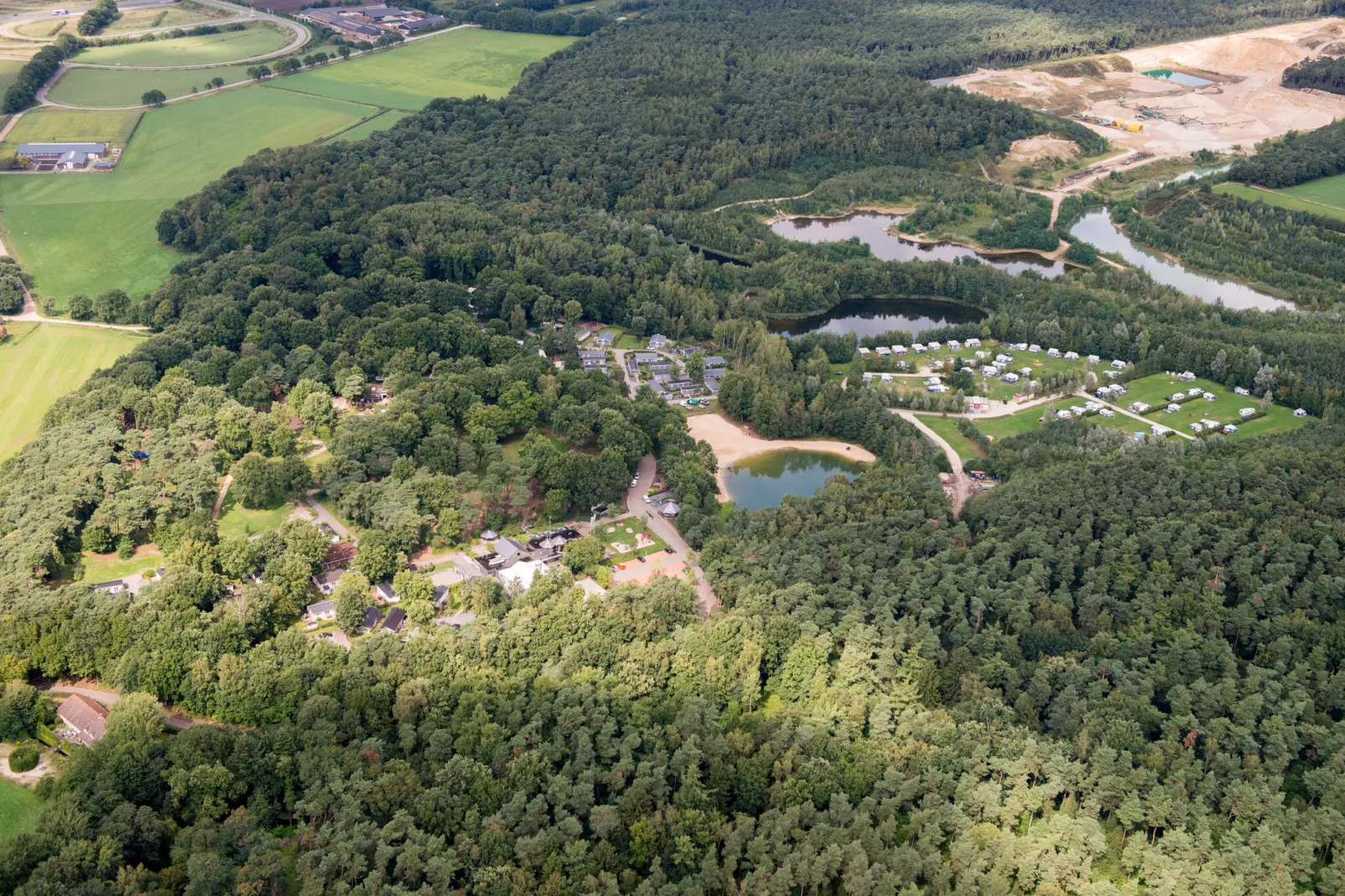 Resort Maasduinen 14-Areas summer 5km