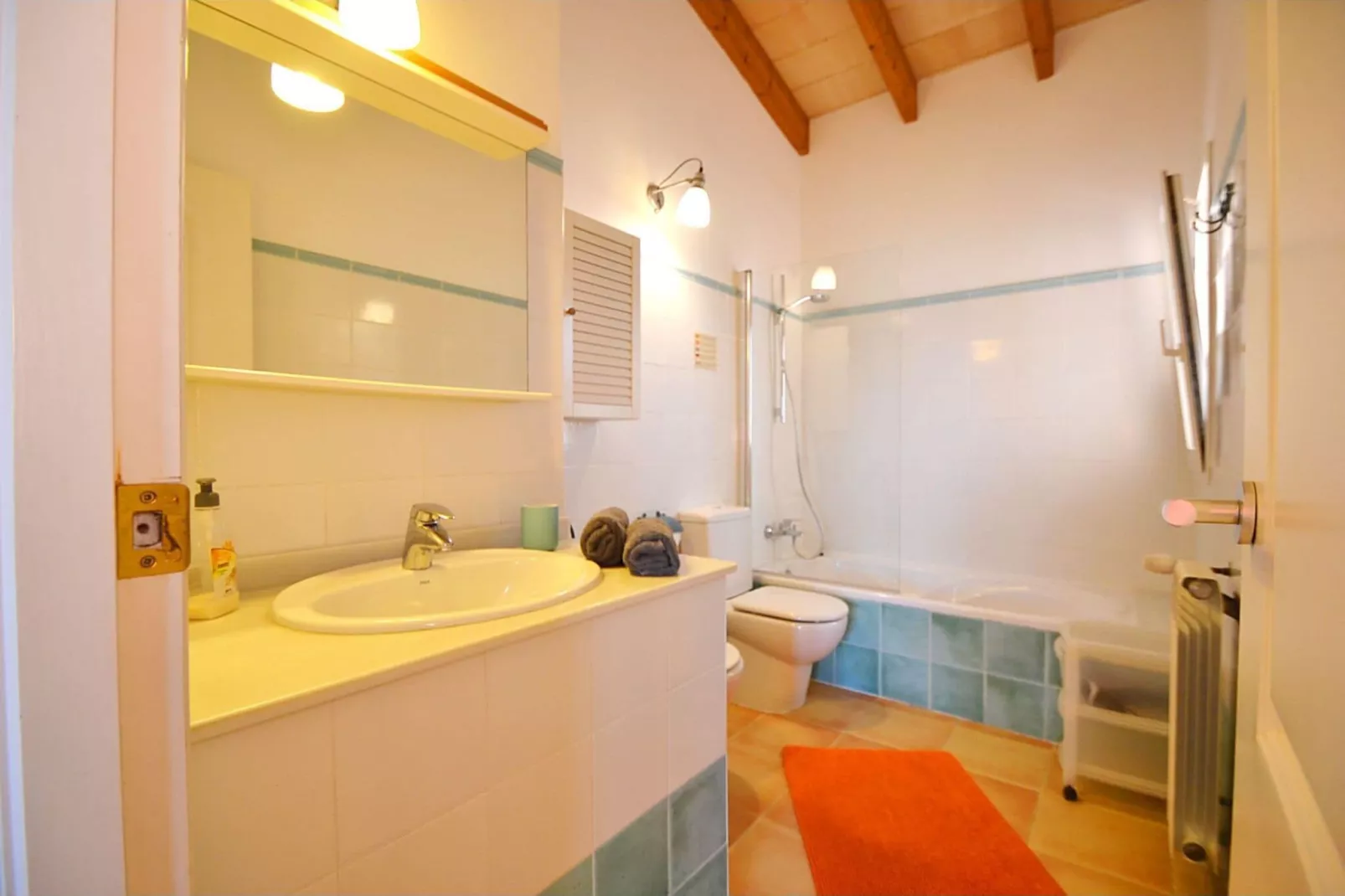 Embat-Bathroom