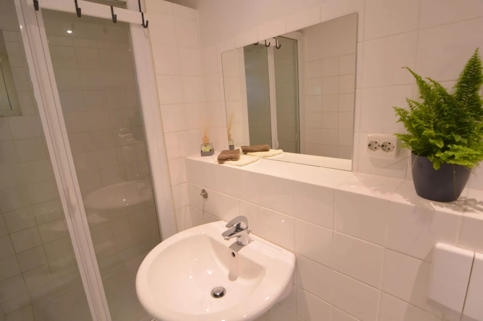 De ouwe diepvries-Bathroom