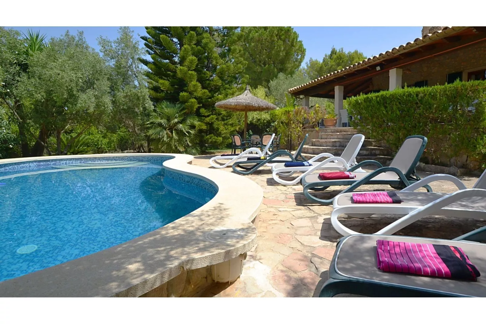 Roura-Pool