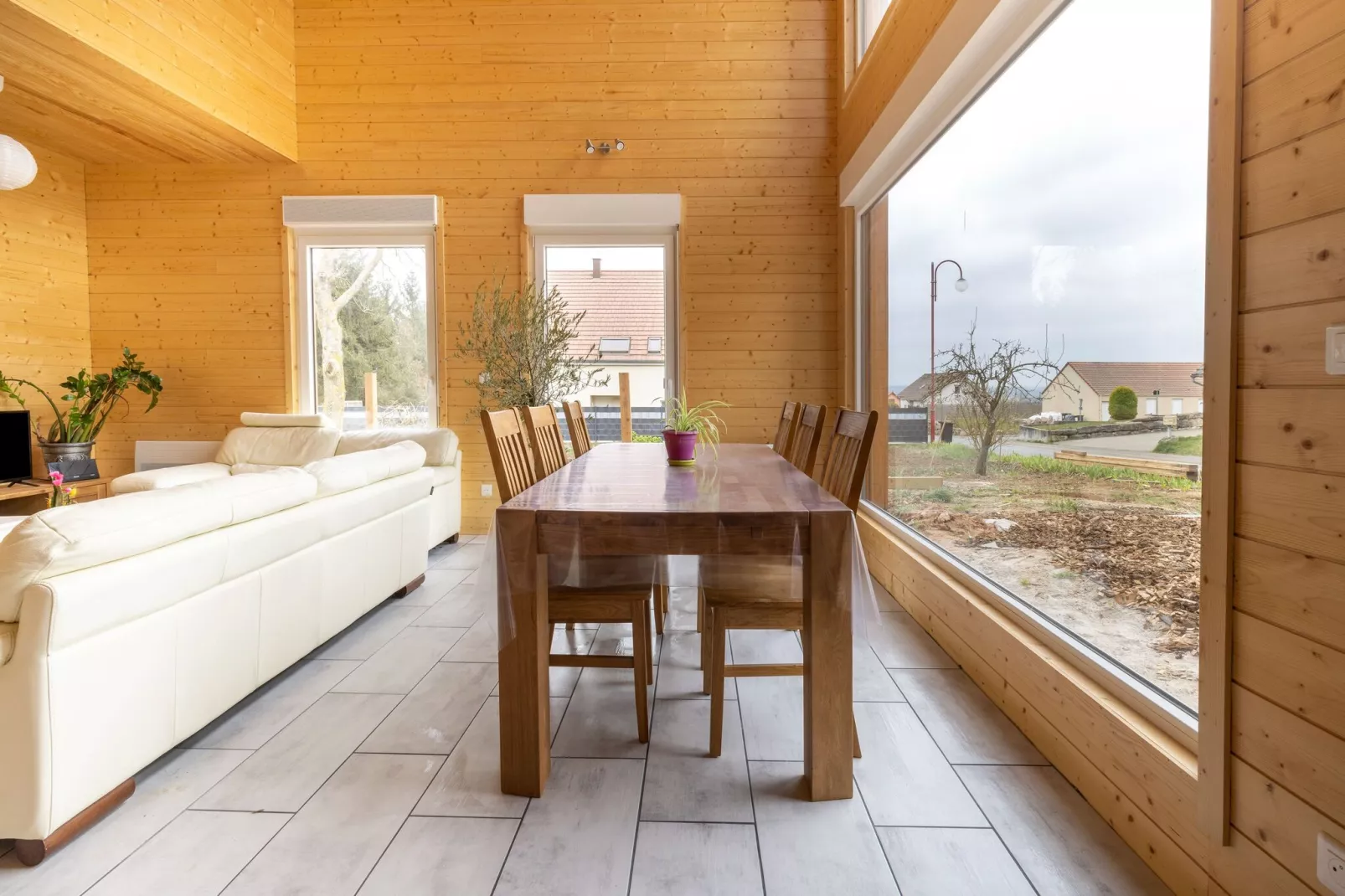 GITE ARC EN CIEL/MARTIN-Dining room