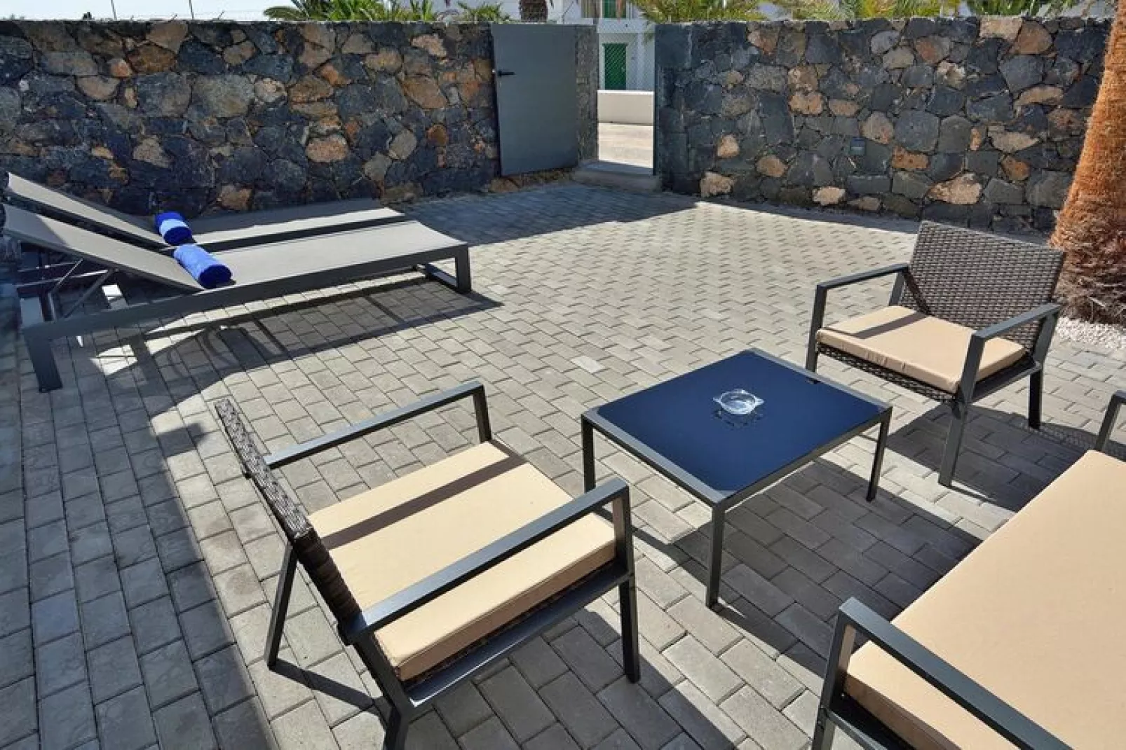 Suites Costa Teguise / 4 pax-Suite-Terrace