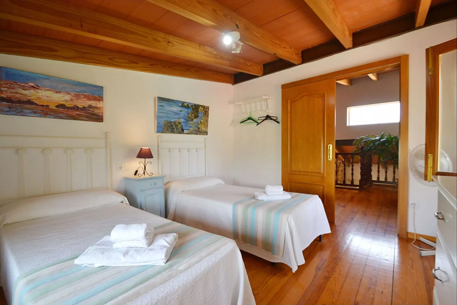 Roura-Bedroom