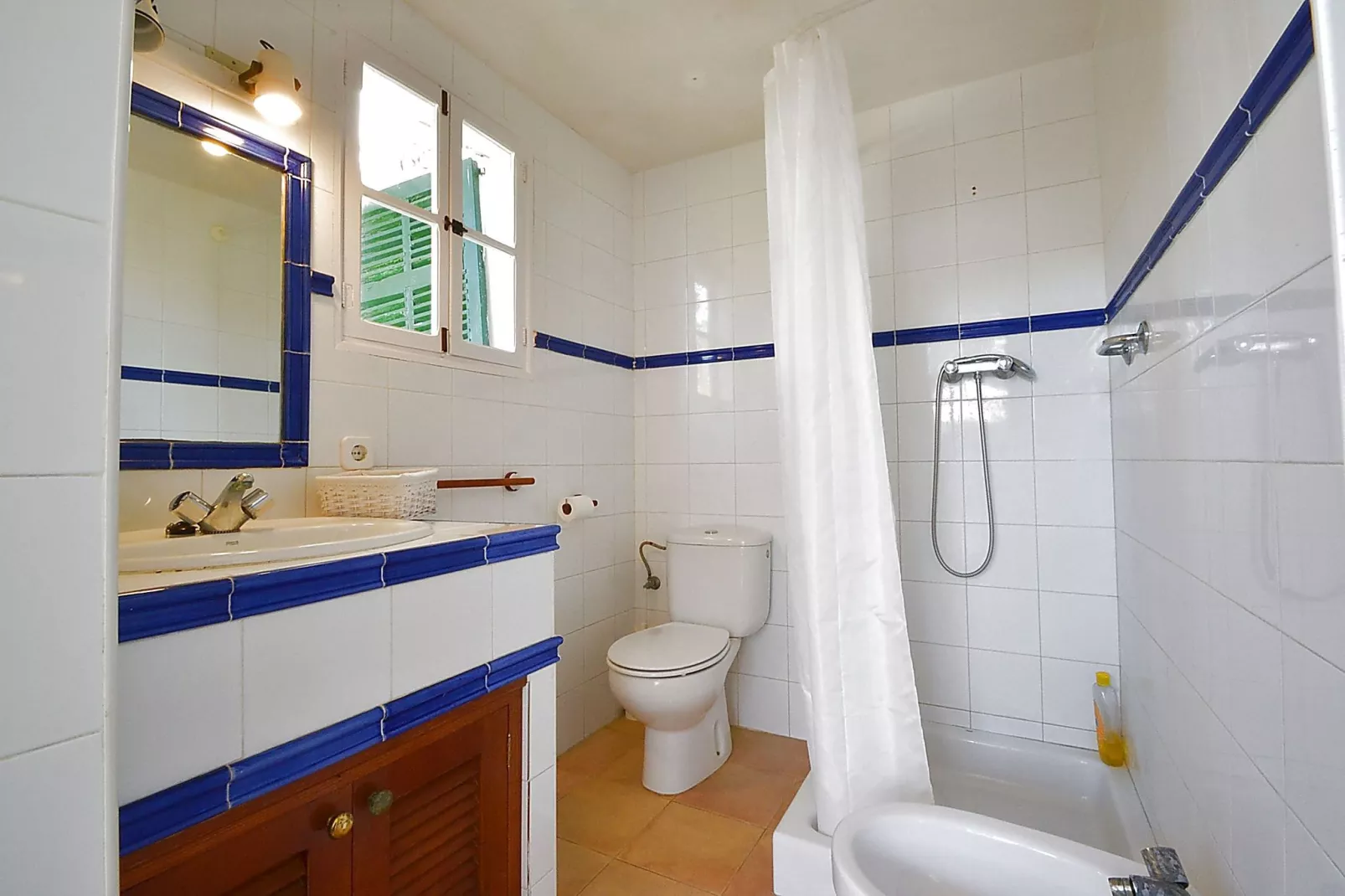 Tres Pins-Bathroom