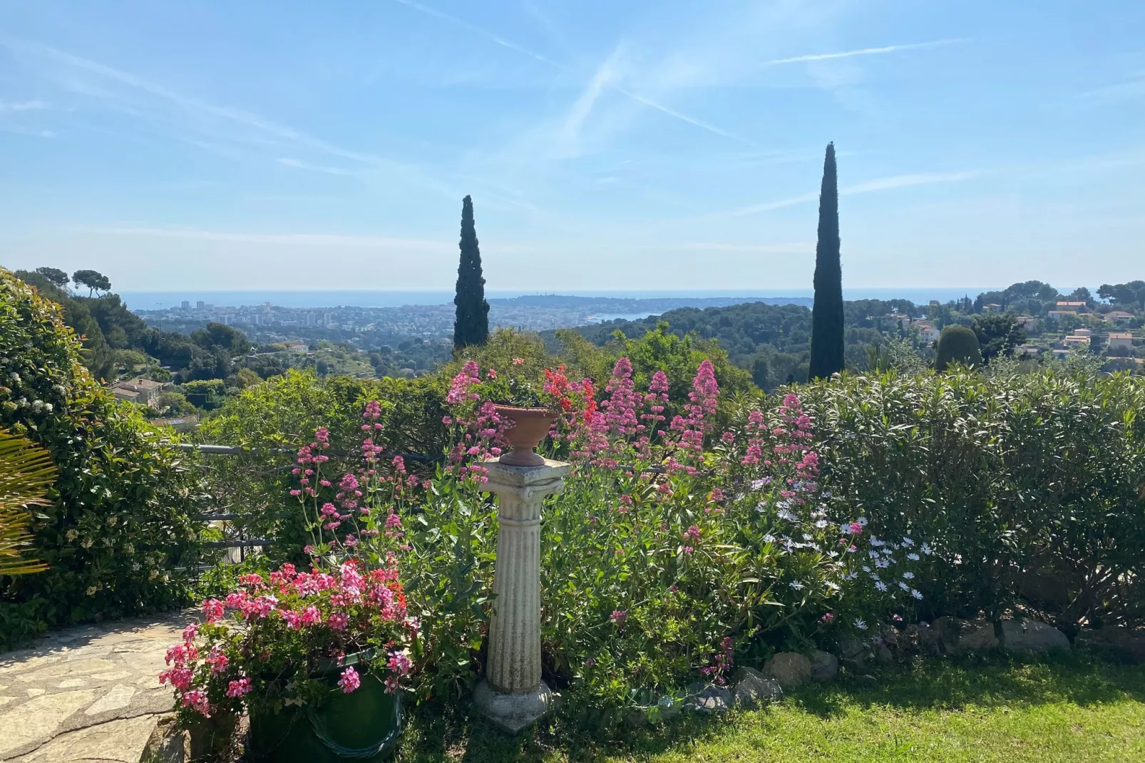 Villa Bellevue-View summer