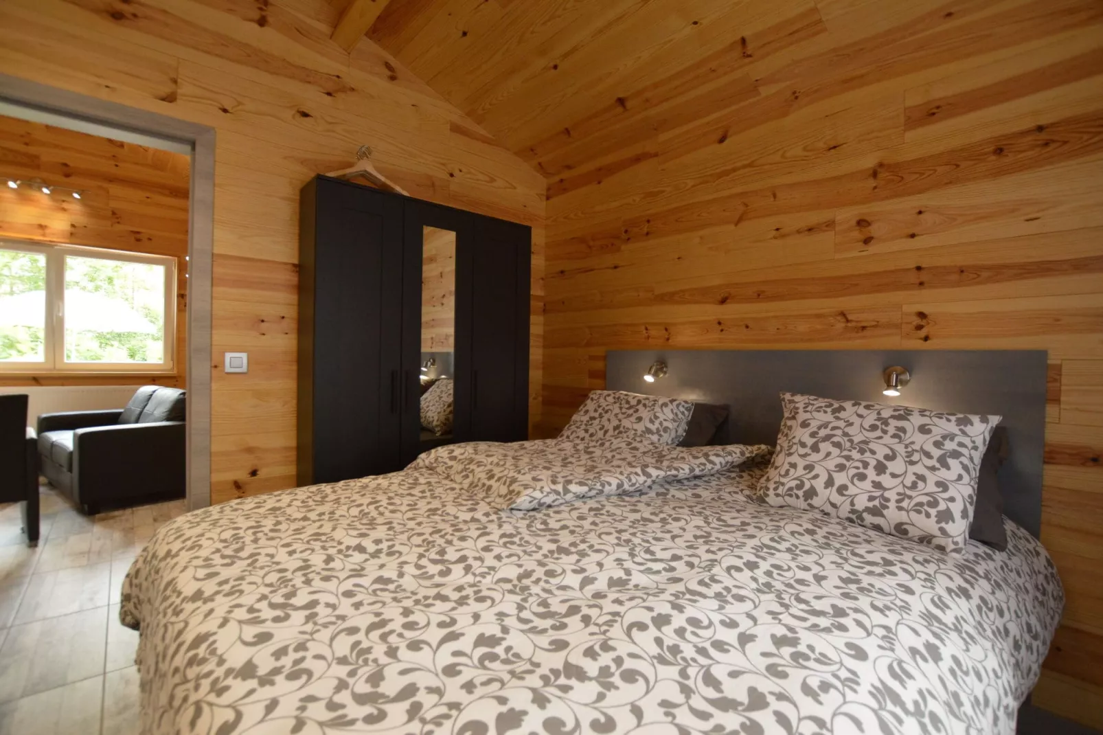 Le Chalet Chaleureux B-Bedroom