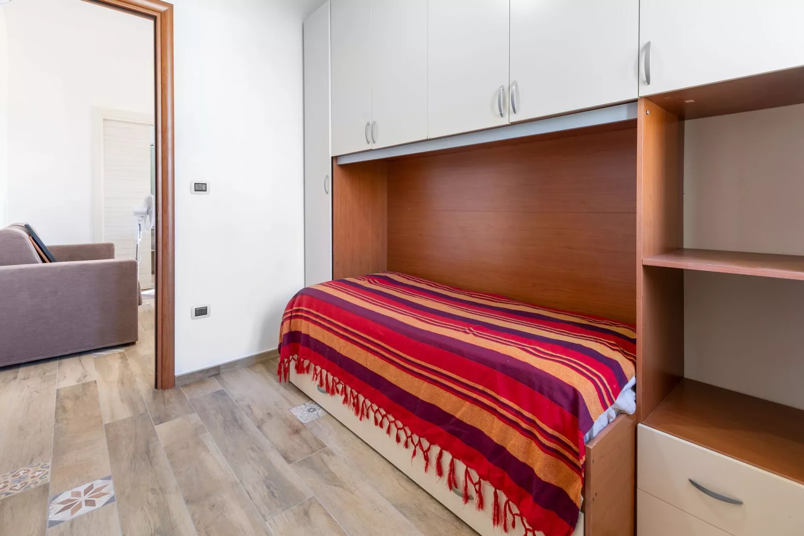 Casa Intera per 12 Persone-Bedroom