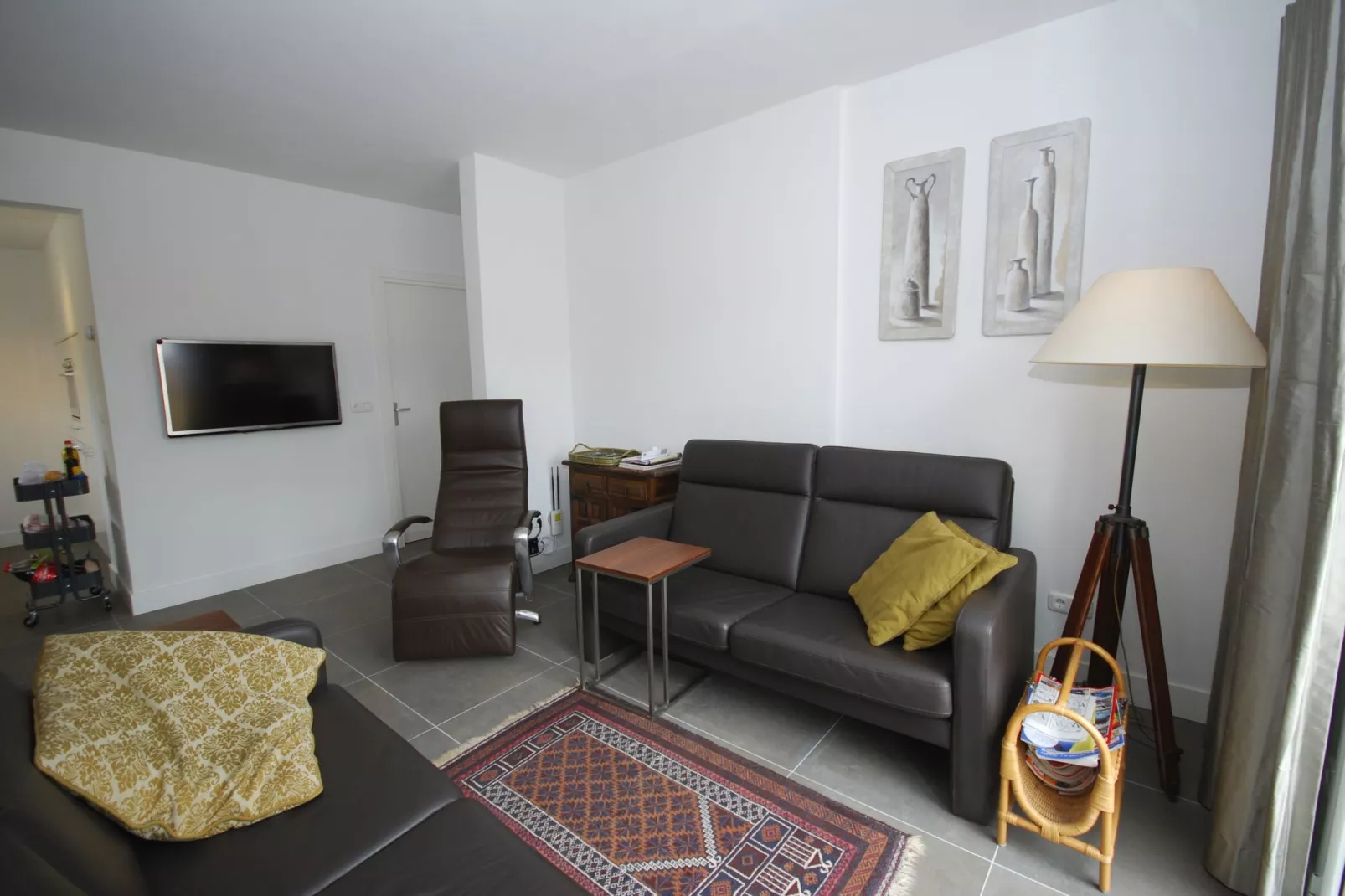 Casa Sophie Amber-Living room