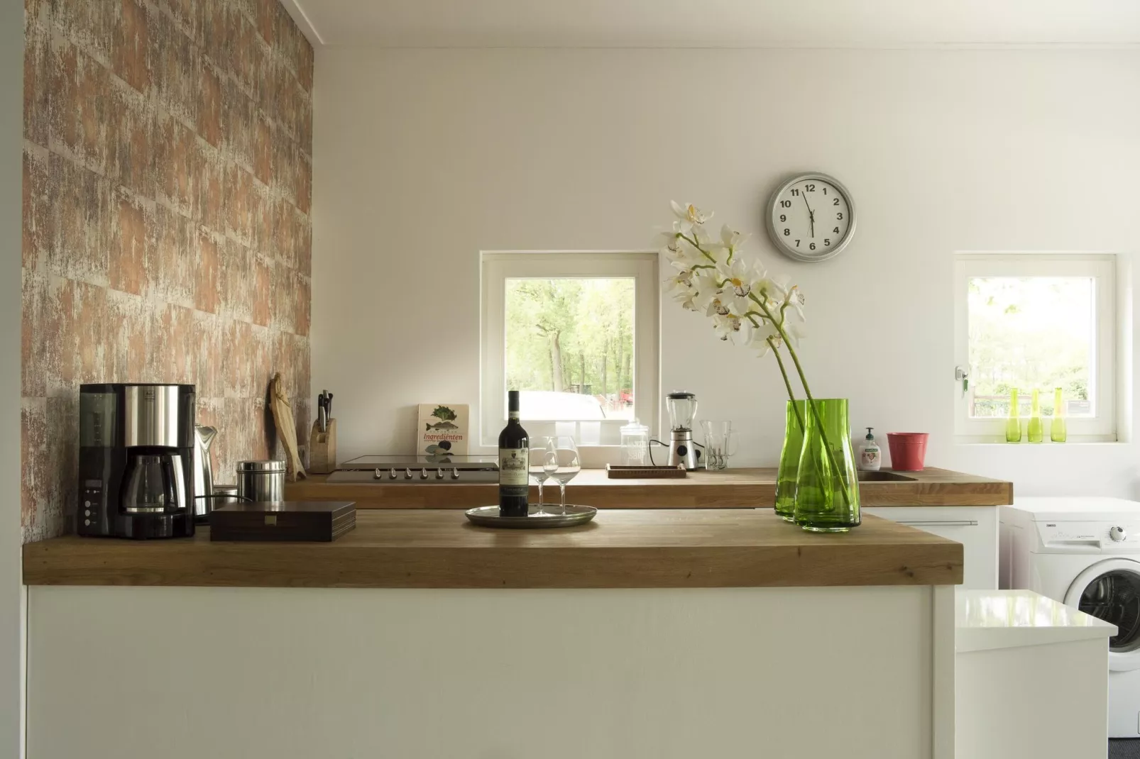 Design Farmers Barn Twente met Hottub-Kitchen