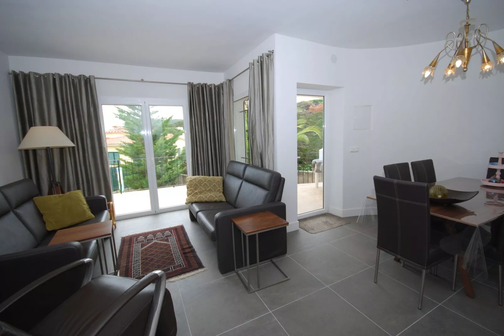 Casa Sophie Amber-Living room