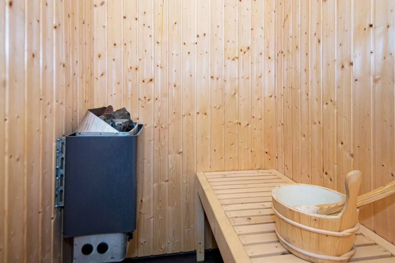 14 person holiday home in Glesborg-By Traum-Sauna
